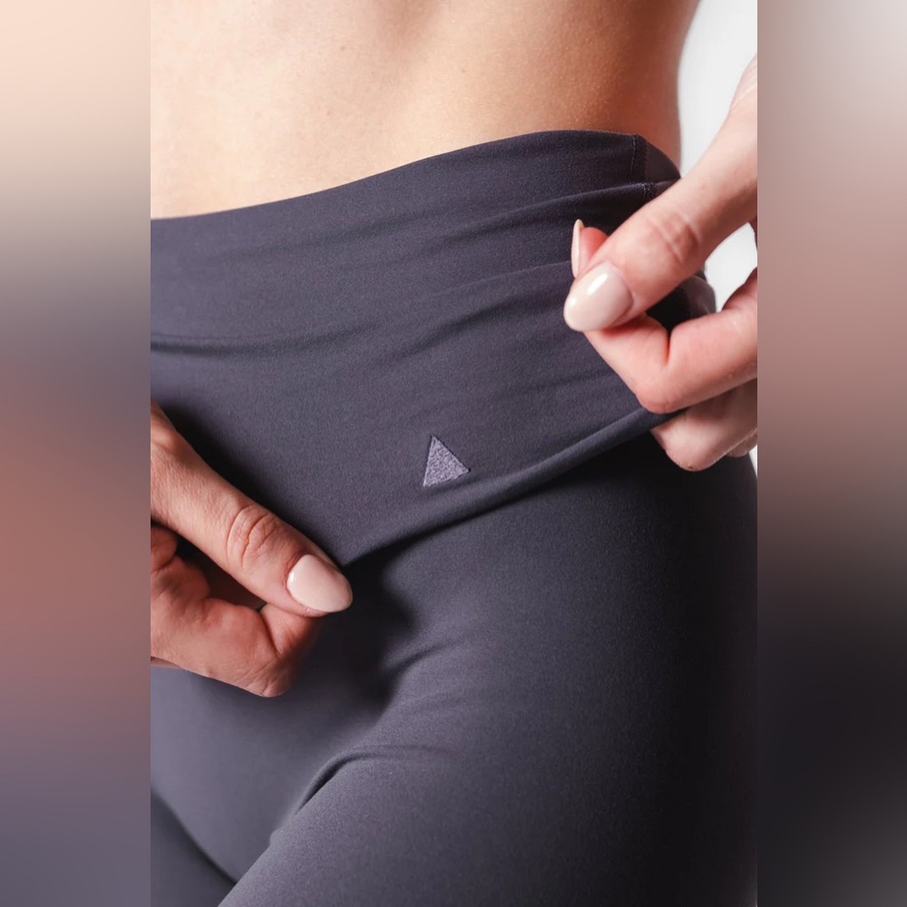 Vitality Foldover Short